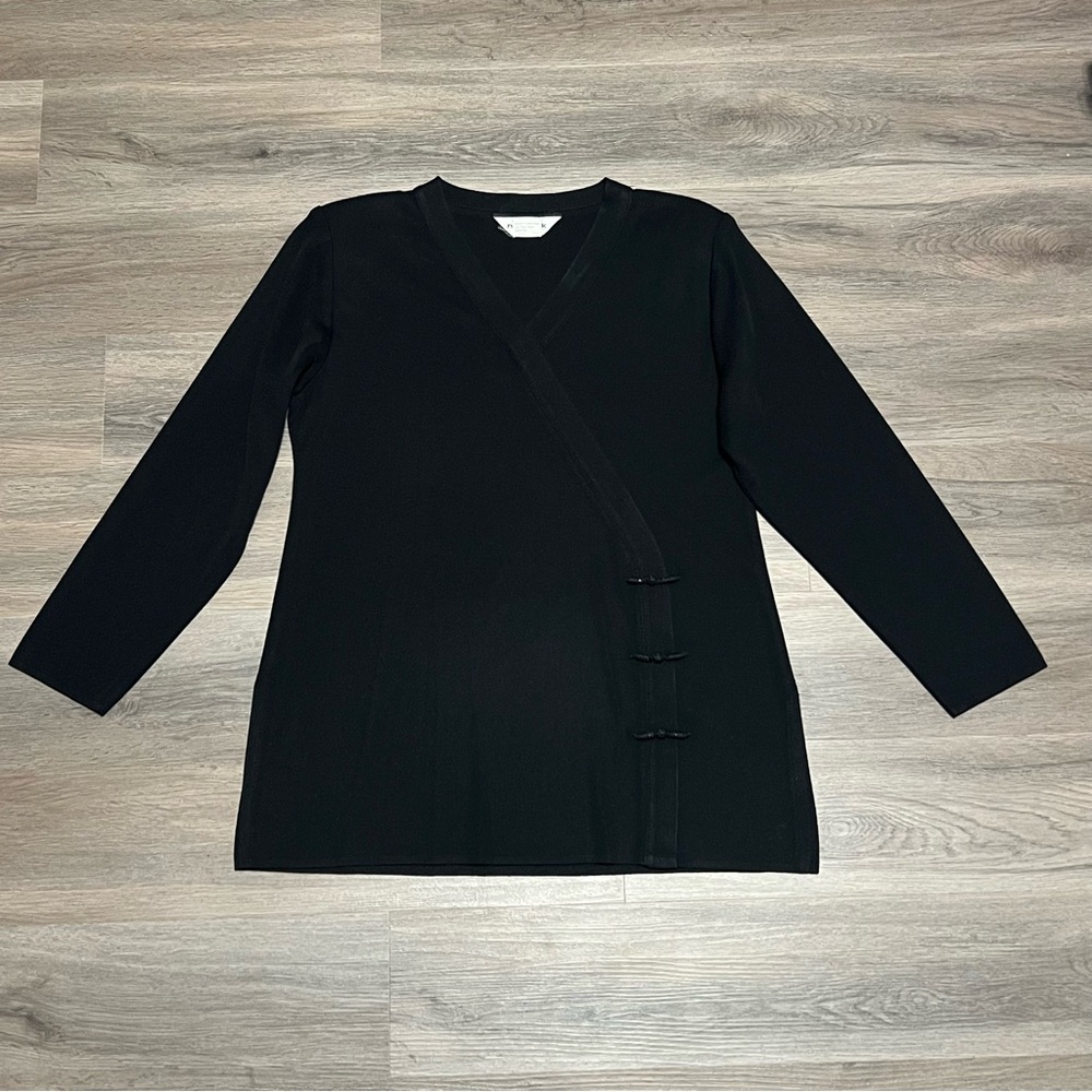 Misook Medium Petite Blouse Top Black Solid V Neck Stretch Knit Frog Closure